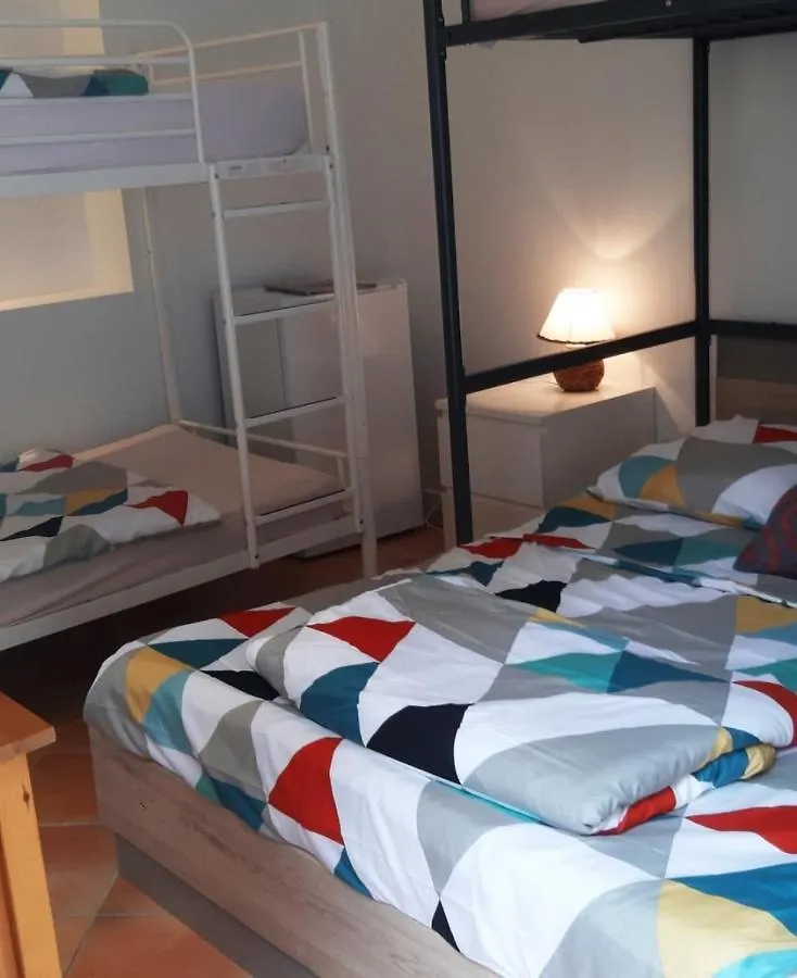 Casa Marina Hostel Antibes