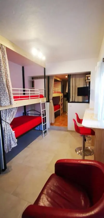 Casa Marina Hostel Antibes